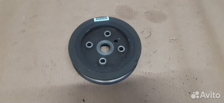 Шкив приводного ремня volvo S60 S80 S40 XC70 XC90