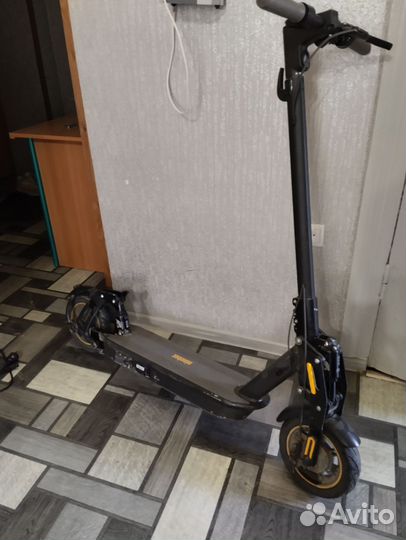 Электросамокат Ninebot KickScooter MAX plus