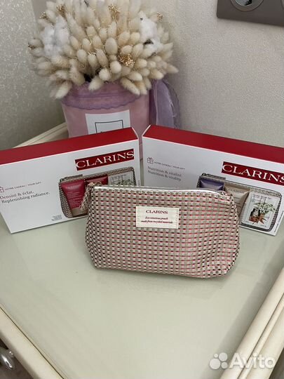 Наборы по уходу Clarins