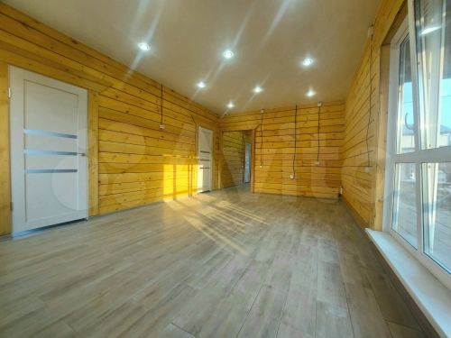 Дом 105 м² на участке 8 сот.