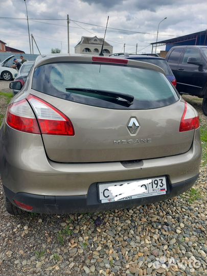 Крышка багажника Renault Megan 3 хэтчбек