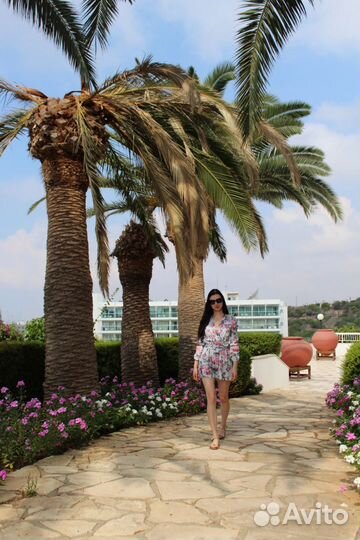 Комбинезон с шортами 42