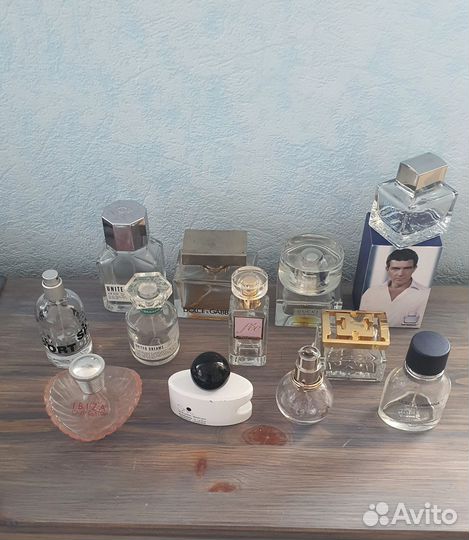 Пустые флаконы от парфюма