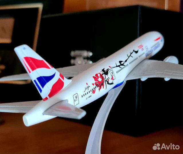 Модель самолета Boeing 777-300 British Airways