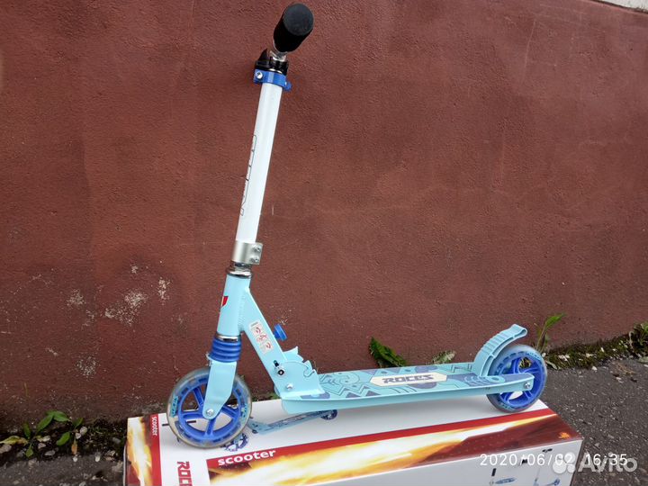 Самокат в отличном состоянии