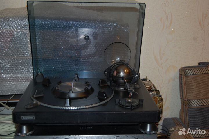 Виниловый проигрыватель Корвет 038