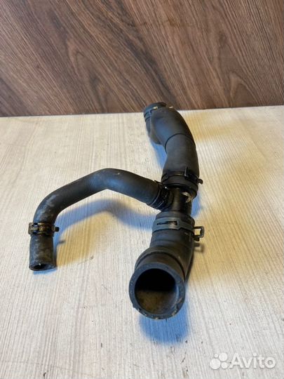 Трубка системы охлаждения Volkswagen Polo 6N1 AUA