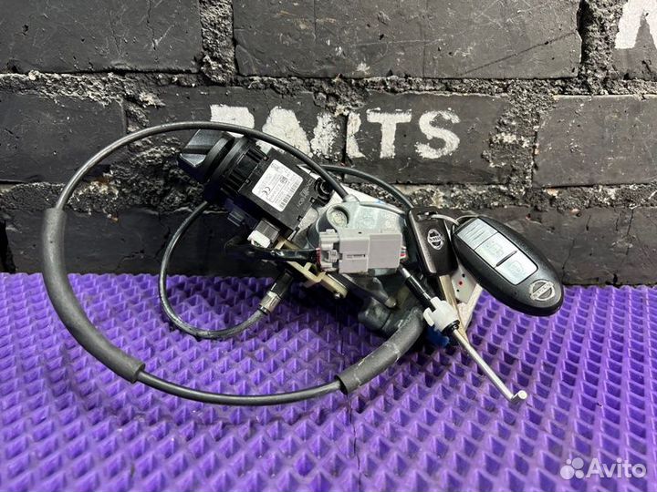 Замок зажигания Nissan X-Trail NT31-305162 MR20DE