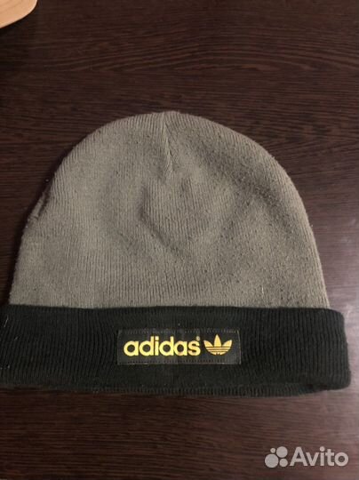Мужская шапка Адидас