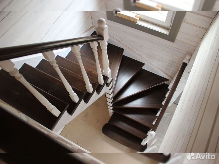 Ступени для лестниц и другие комплектующие К