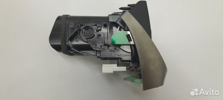 Дефлектор воздушный левый Lexus Lx570 J200 3urfe