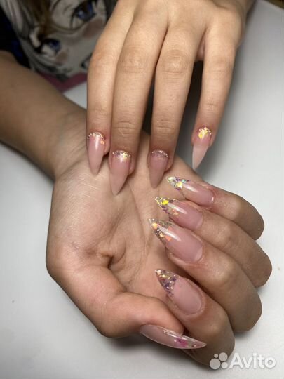 Наращивание ногтей, маникюр, педикюр