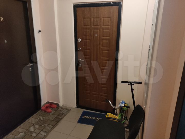 4-к. квартира, 105 м², 12/17 эт.