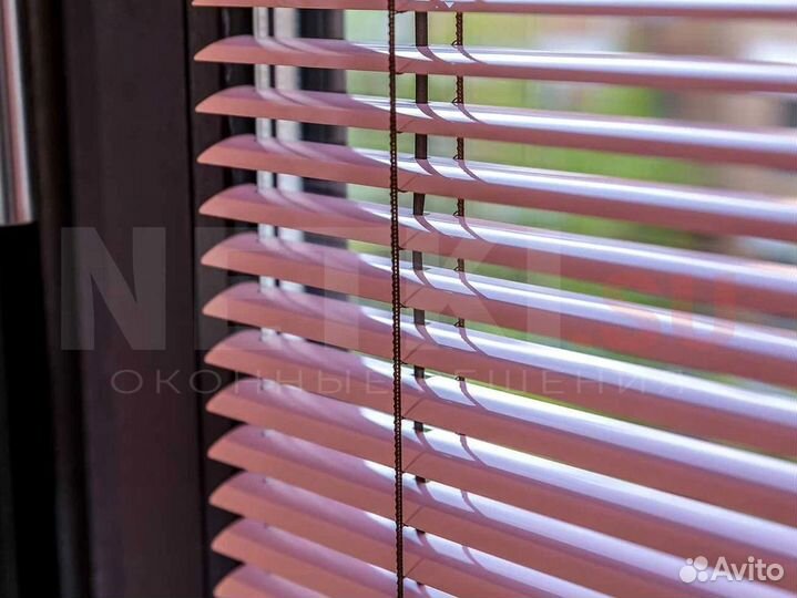 Горизонтальные алюминиевые жалюзи на заказ