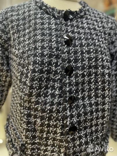 Костюм женский