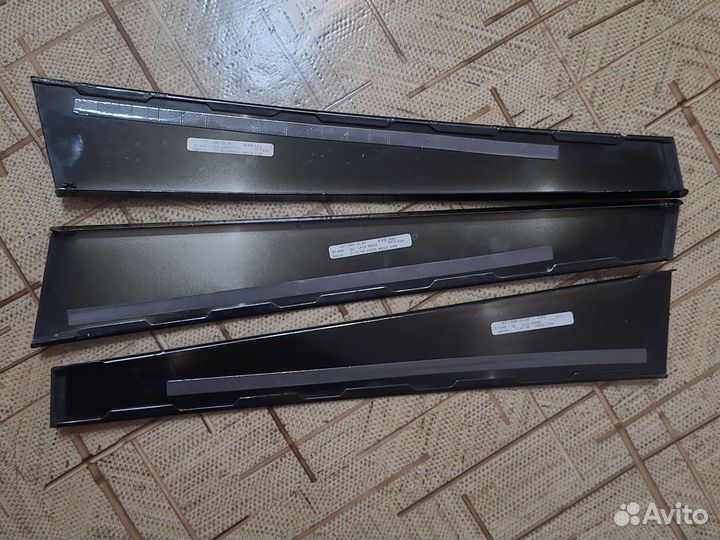 Накладки на центральные стойки Mercedes w211