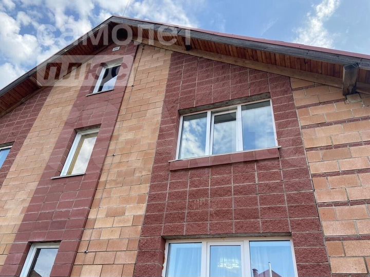 Таунхаус 176,6 м² на участке 6 сот.