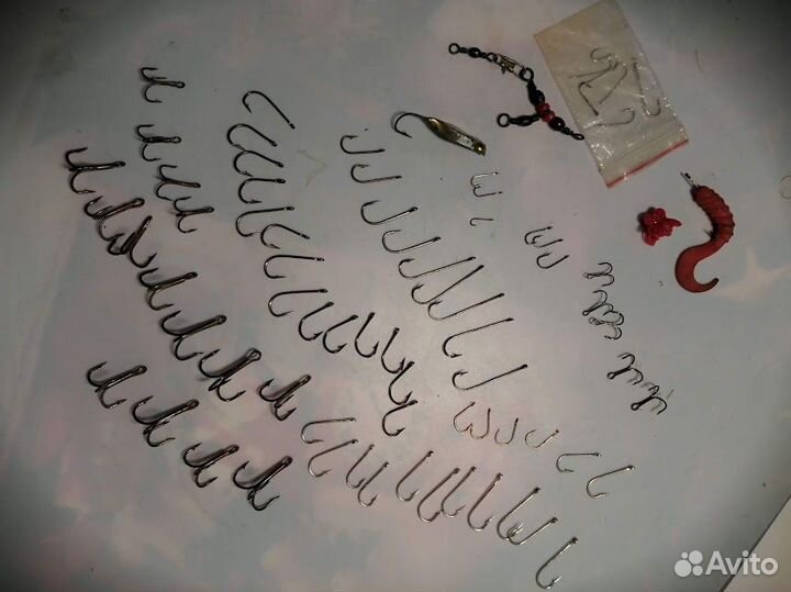 Крючки рыболовные