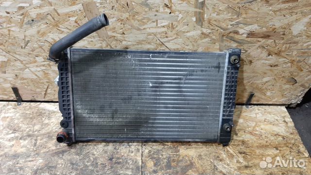 Радиатор двигателя пассат б5. Радиатор пассат б5 1. Радиатор vw b3 720. Радиатор пассат б3. Радиатор охлаждения пассат б5.