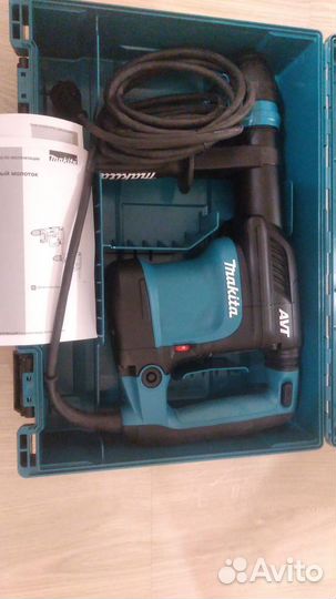 Отбойный молоток Makita HM0871cо