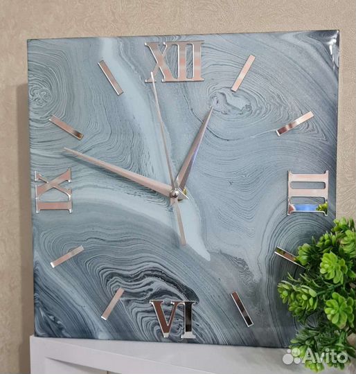 Часы настенные