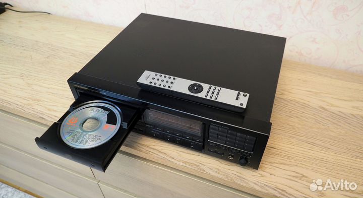 CD-проигрыватель Onkyo DX-6660 Integra с пультом