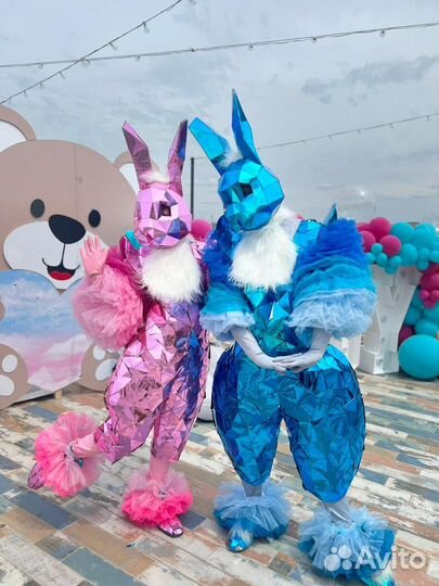 Зеркальные костюмы