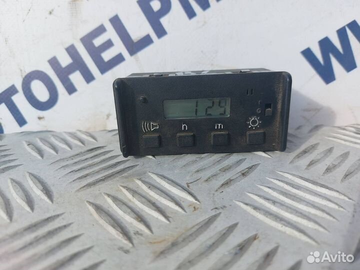 Часы Mercedes-Benz Actros 2 (MP2) 2008 A0008277470