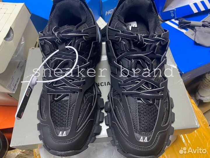 Balenciaga track 1 LED