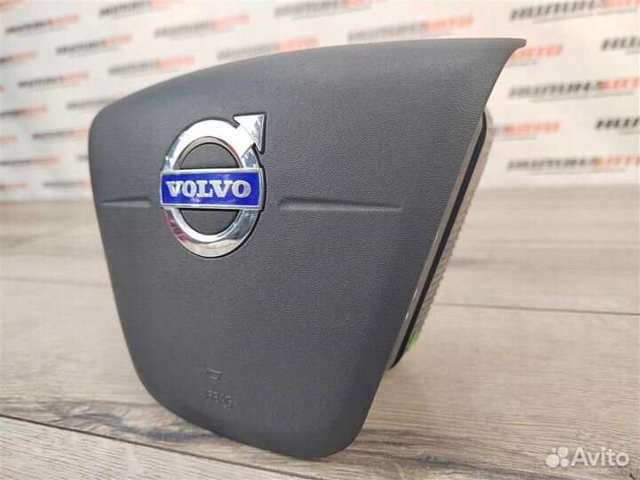 Подушка безопасности в руль Volvo XC60 1