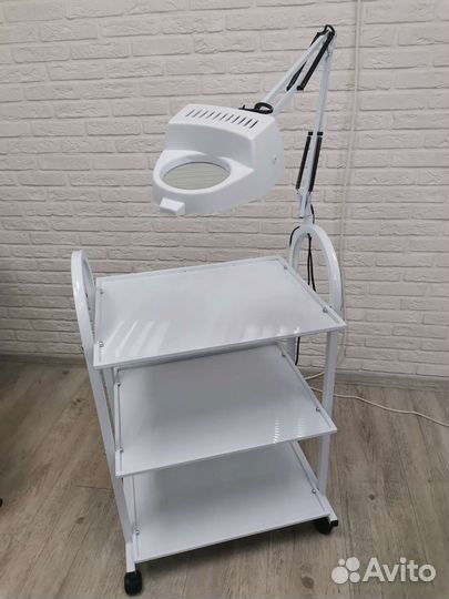 Тележка педикюрная