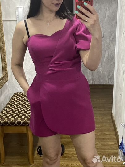 Комбинезон нарядный 44размер