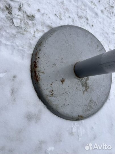 Столбик металлический