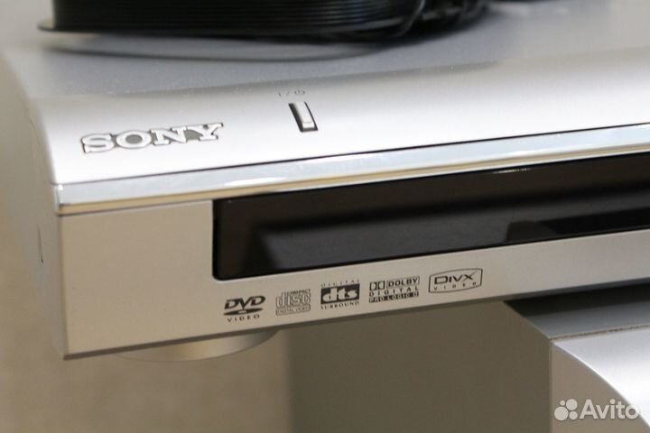 Домашний кинотеатр Sony 5.1 DAV-DZ100