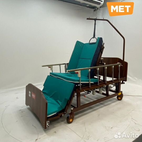 Электрическая медицинская кровать MET Revel L