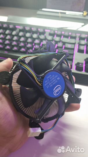 Кулер процеccорный intel
