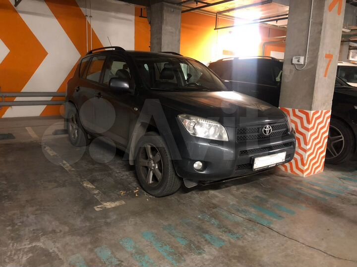 Машиноместо, 13 м²