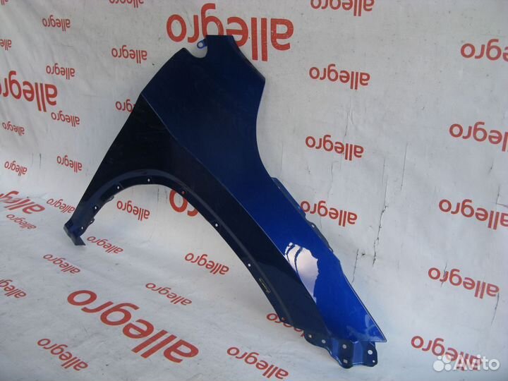 Крыло переднее правое Lexus RX 4