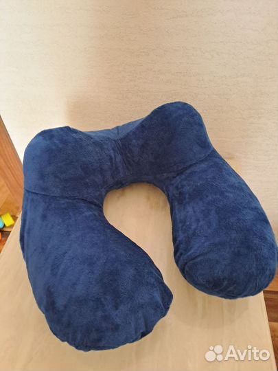 Подушка для путешествий надувная
