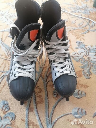 Коньки хоккейные 43 размер