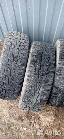 Hankook Winter I'Pike 215/65 R16