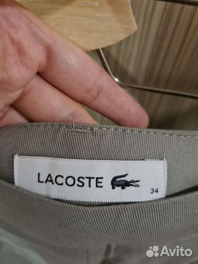 Женские шорты Lacoste 42 размер