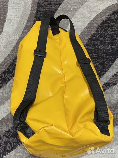 Альпинистское снаряжение новое