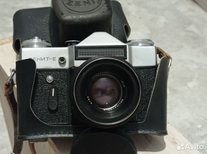 Фотоаппарат Зенит Е + Гелиос44-2