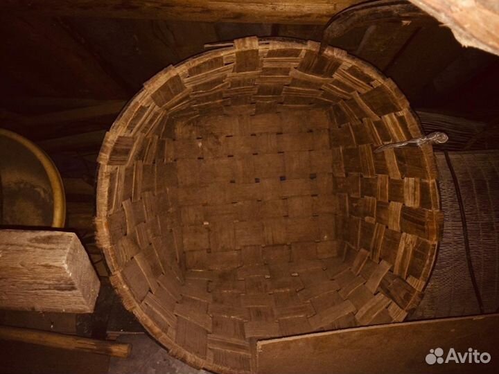 Пестери (большие корзины)