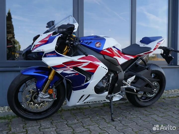 Honda CBR 1000 RR 2021 года