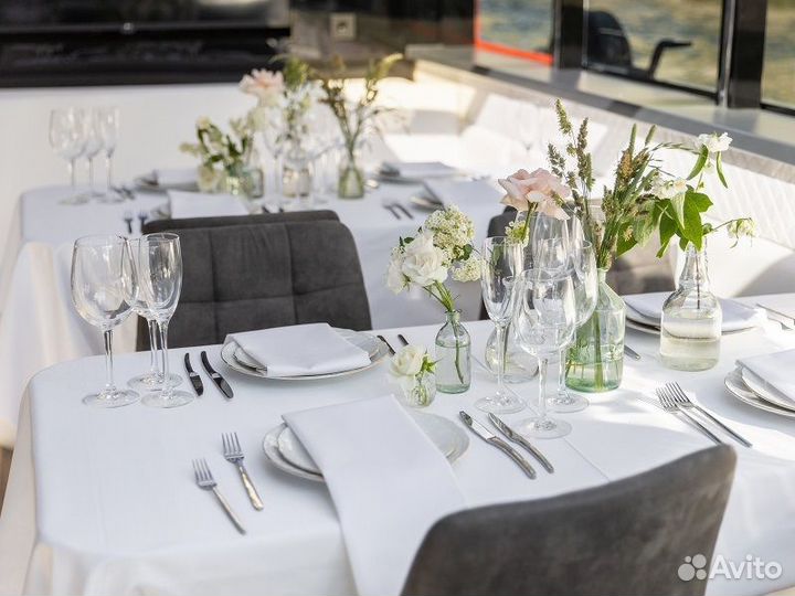 Аренда теплохода премиум-класса