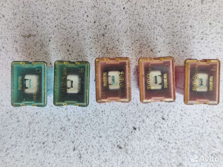 Предохранители силовые 20A,30A,40A Хонда фит GD3