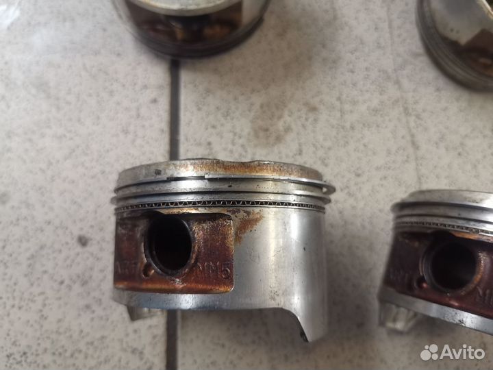 Поршень Honda CBR 1000f