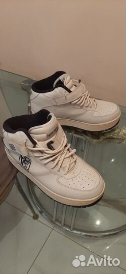 Кроссовки для кардио тренировок 38